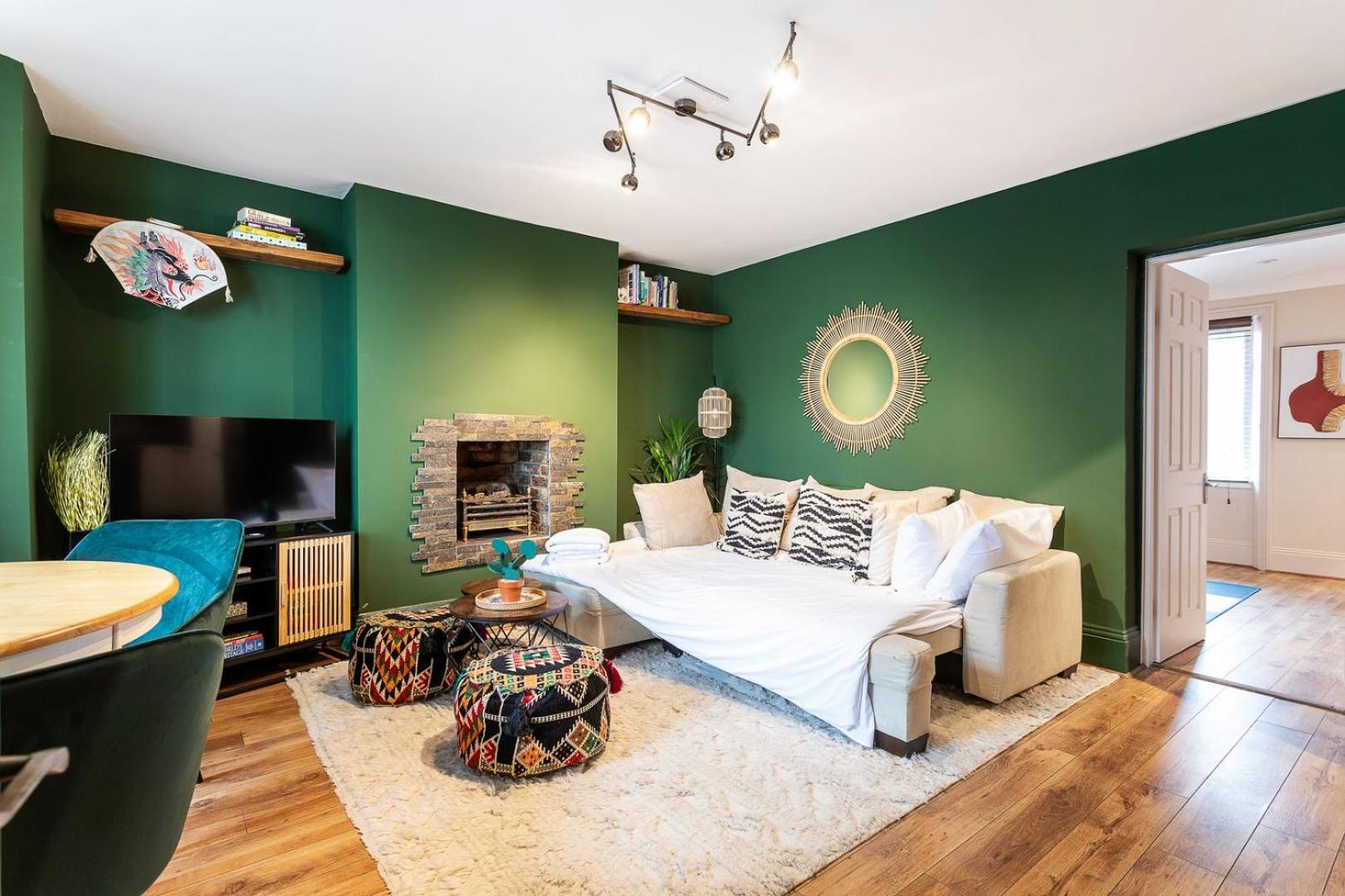 Chiswick Gem Stylish 1-bed Flat For Modern Living * London