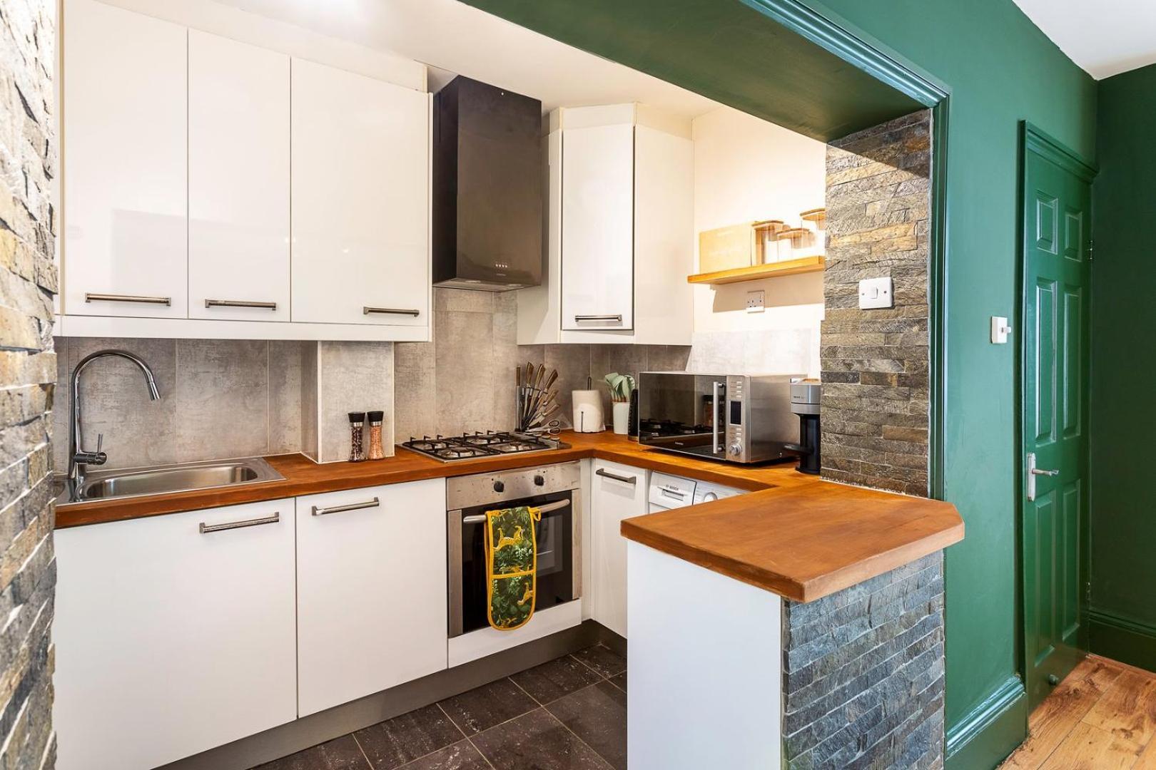 Chiswick Gem Stylish 1-bed Flat For Modern Living Apartment *