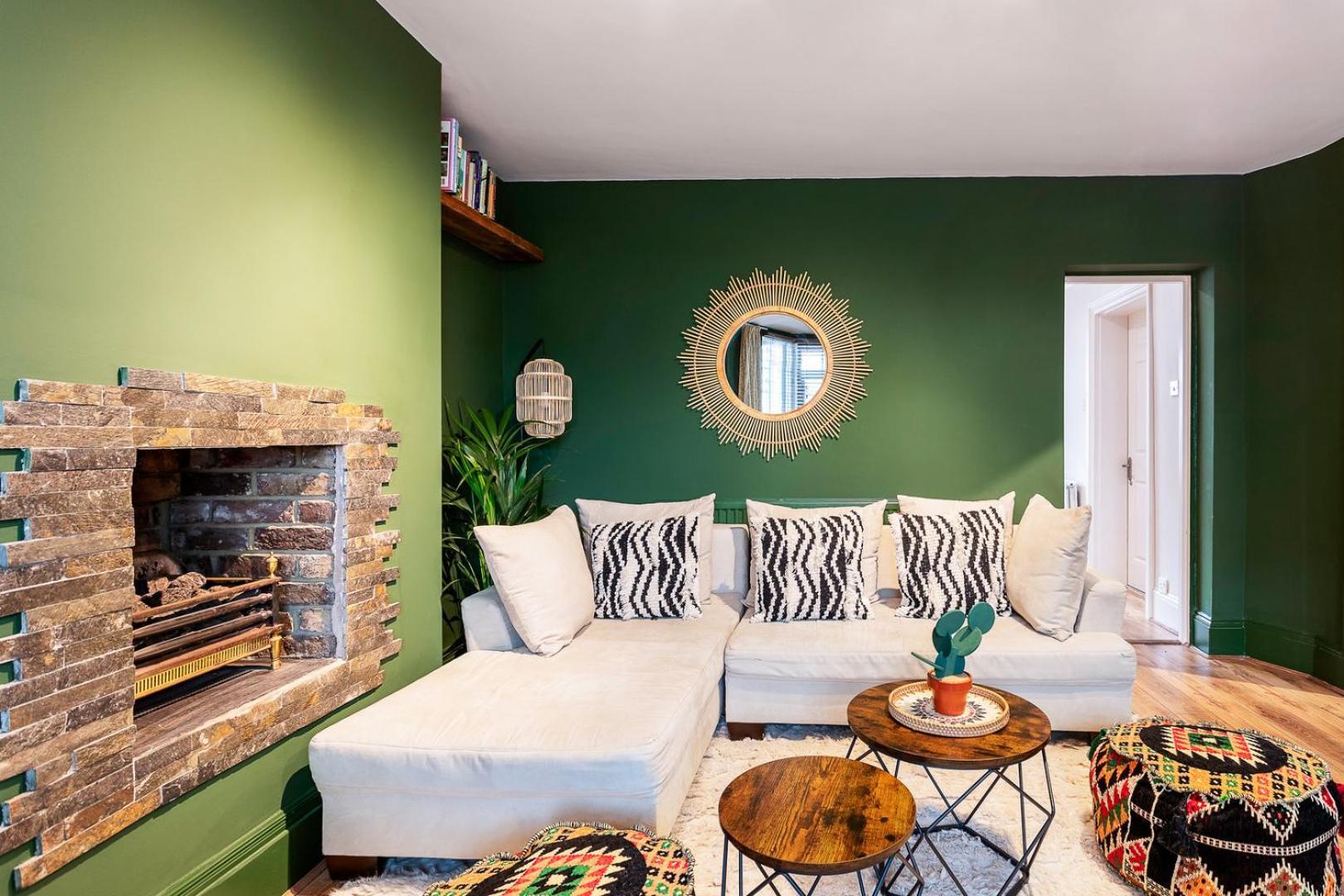 Chiswick Gem Stylish 1-bed Flat For Modern Living Apartment London